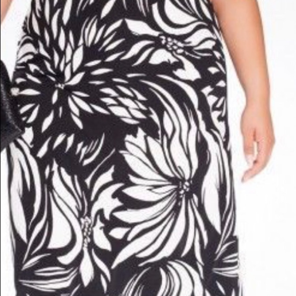 Igigi One Shoulder Dress.  Size 26/28